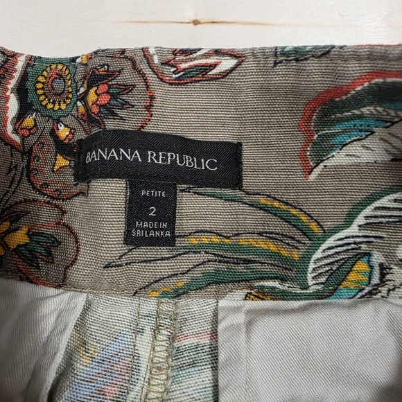 Banana Republic linen Floral Patterned Women's Shorts - Picture 10 of 15